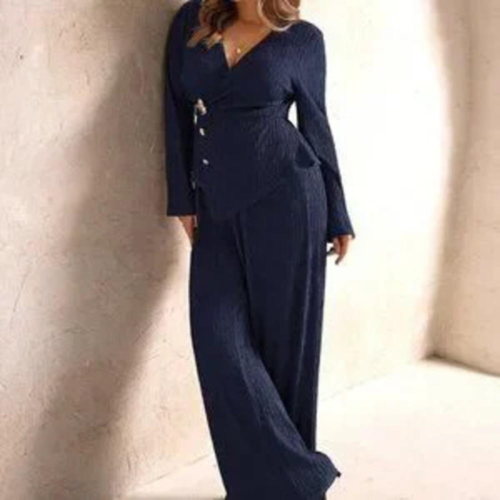 Navy Blue Casual Women's Pants Suit with Textured Buckle Strap